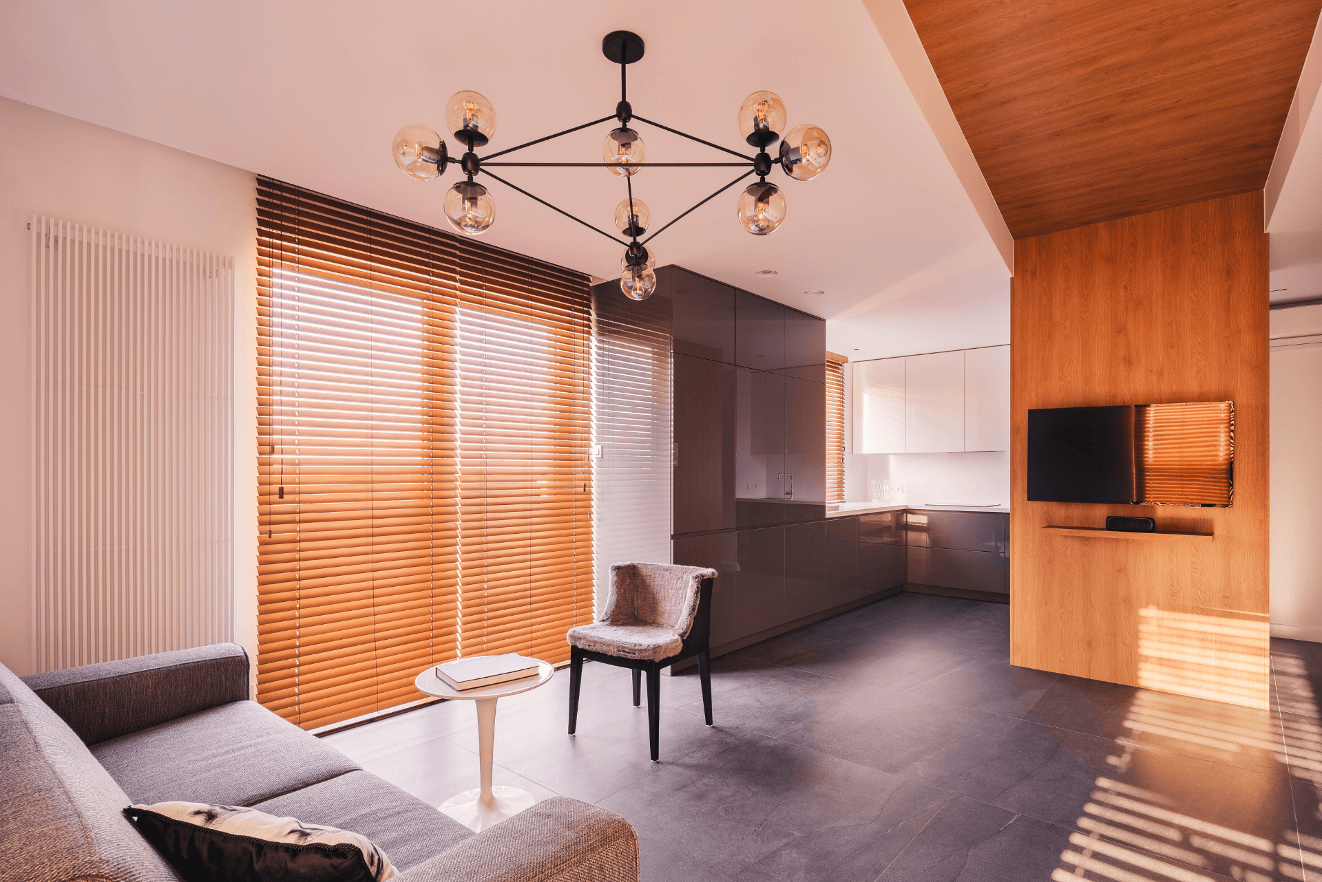 Shade in Style: A Glamorous Affair with Panel Blinds and Timber Venetians!